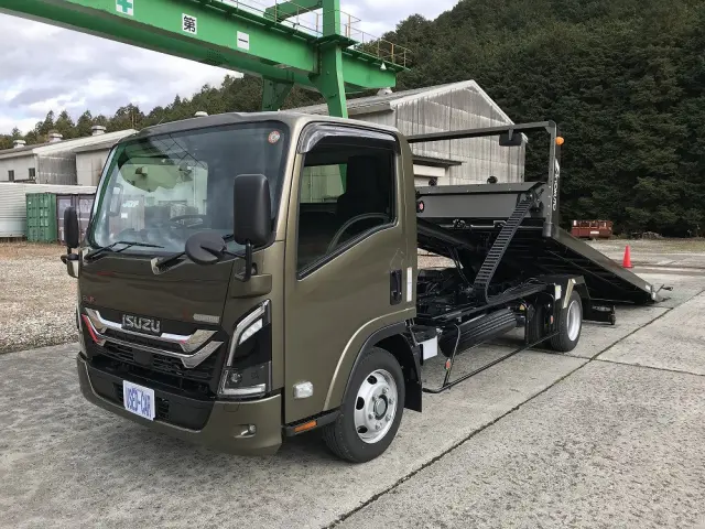 いすゞ エルフ 2RG-NPR88AM(2WD)の写真1