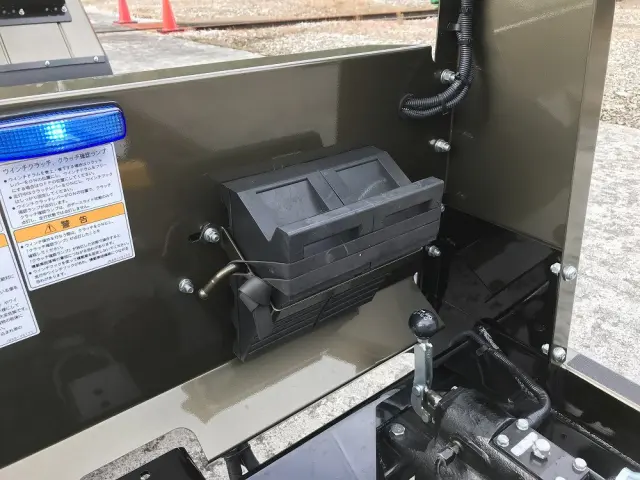 いすゞ エルフ 2RG-NPR88AM(2WD)の写真18