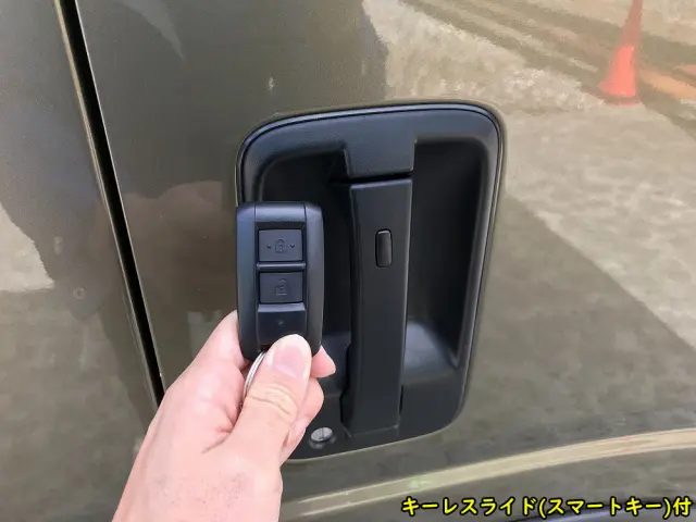 いすゞ エルフ 2RG-NPR88AM(2WD)の写真41