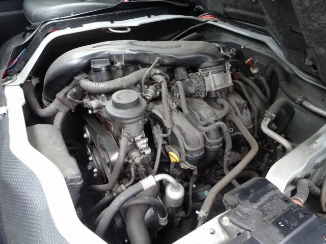 トヨタ ハイエース CBF-TRH221S(2WD)の写真10