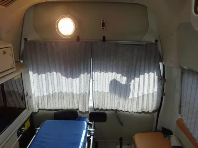 トヨタ ハイエース CBF-TRH221S(2WD)の写真15