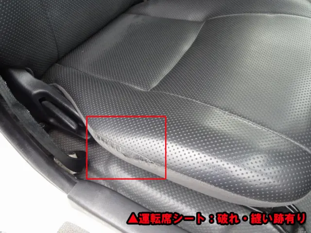 トヨタ ハイエース CBF-TRH221S(2WD)の写真39