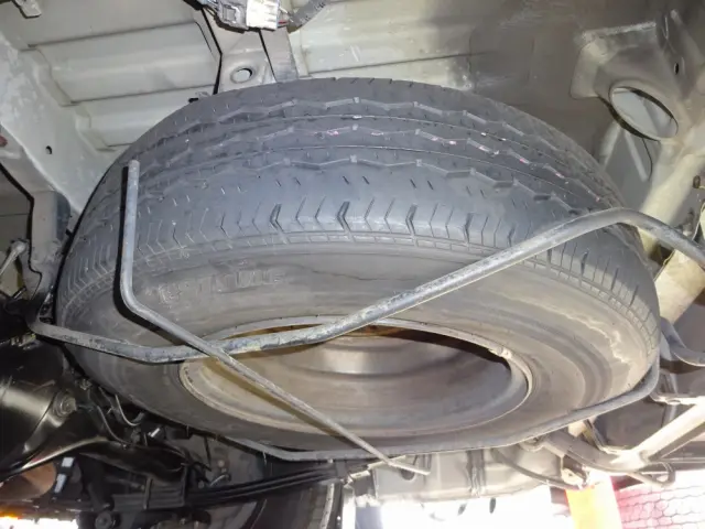 トヨタ ハイエース CBF-TRH221S(2WD)の写真49