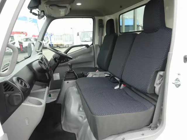 日野 デュトロ 2KG-XZU710M(2WD)の写真36