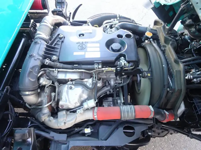 いすゞ エルフ TPG-NMR85AN(2WD)の写真9