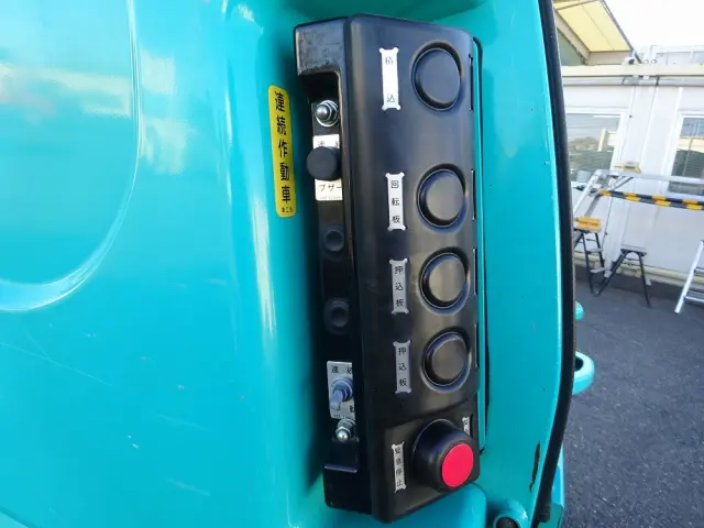 いすゞ エルフ TPG-NMR85AN(2WD)の写真21