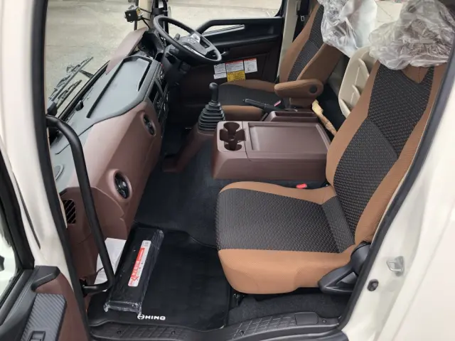 日野 レンジャー 2KG-FC2ABA(2WD)の写真34