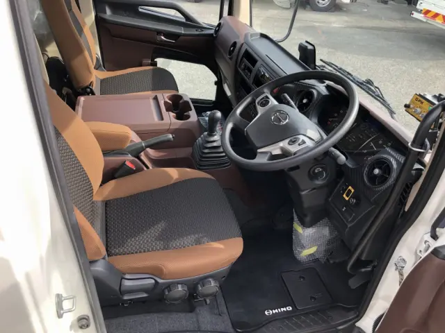 日野 レンジャー 2KG-FC2ABA(2WD)の写真4