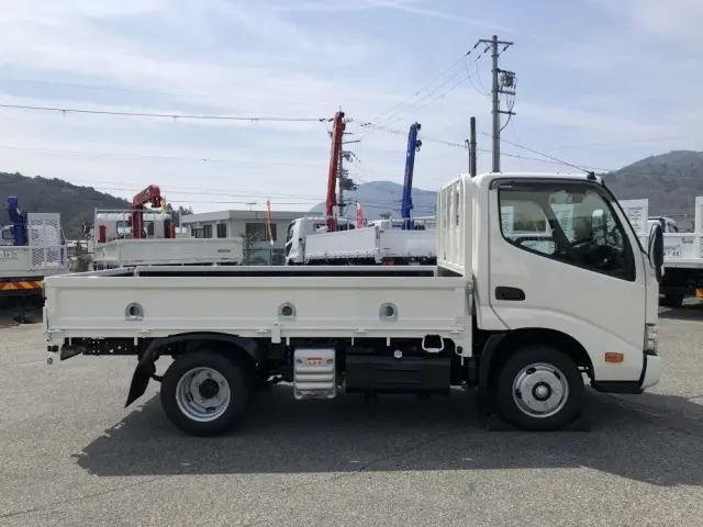 日野 デュトロ 2KG-XZC605M(2WD)の写真20