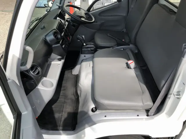 日野 デュトロ 2KG-XZC605M(2WD)の写真36