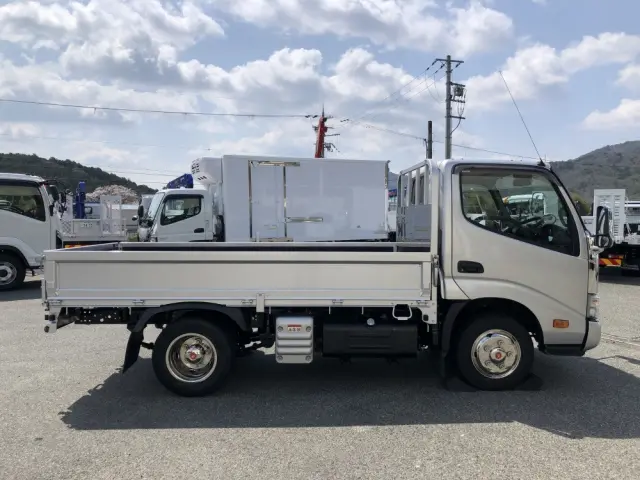 トヨタ ダイナ 2RG-XZU605(2WD)の写真16