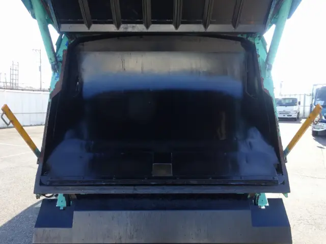 三菱 キャンター TKG-FEB90(2WD)の写真15