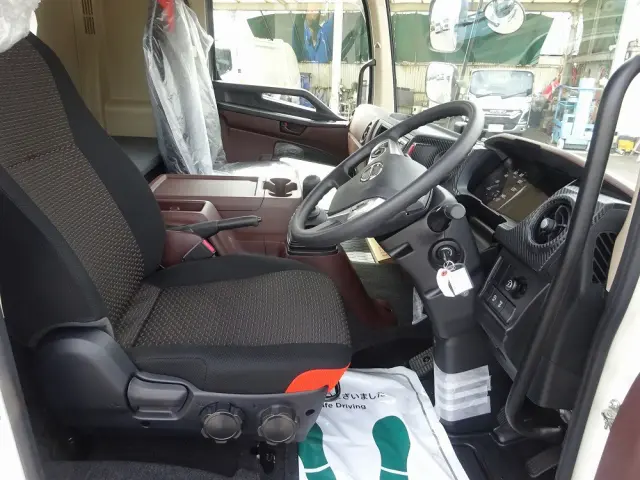 日野 レンジャー 2PG-FD2ABA(2WD)の写真4
