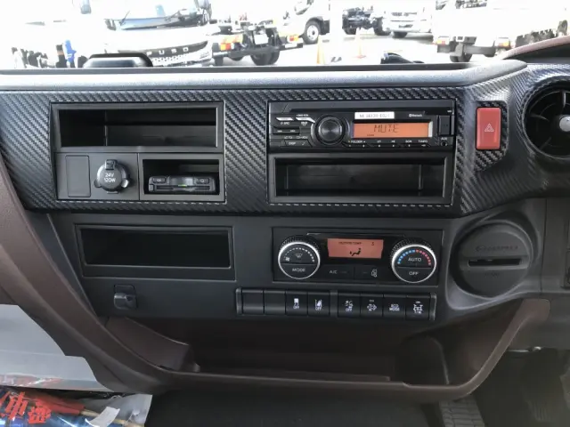 日野 レンジャー 2KG-FD2ABA(2WD)の写真38