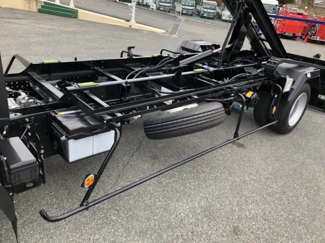 いすゞ エルフ 2RG-NPR88AM(2WD)の写真20