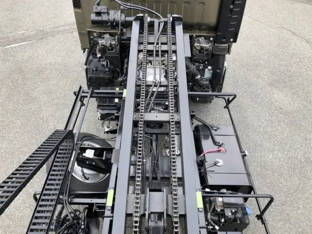 いすゞ エルフ 2RG-NPR88AM(2WD)の写真21