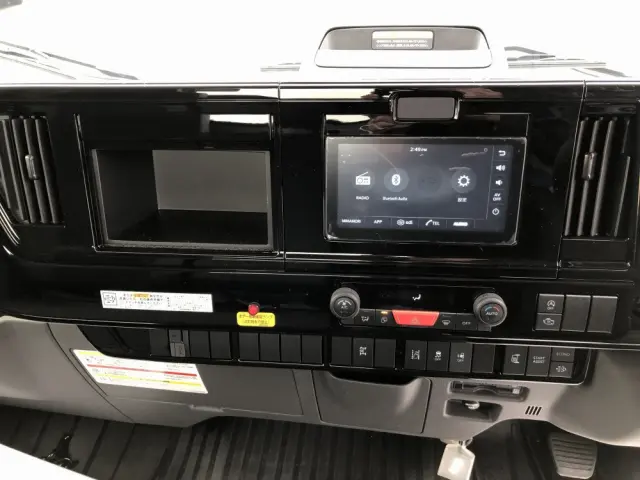 いすゞ エルフ 2RG-NPR88AM(2WD)の写真40