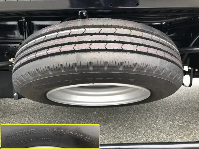 いすゞ エルフ 2RG-NPR88AM(2WD)の写真46