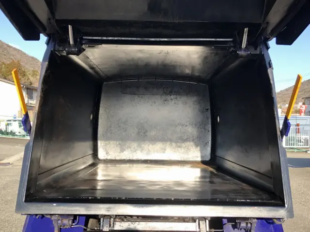 いすゞ エルフ TPG-NMR85N(2WD)の写真14