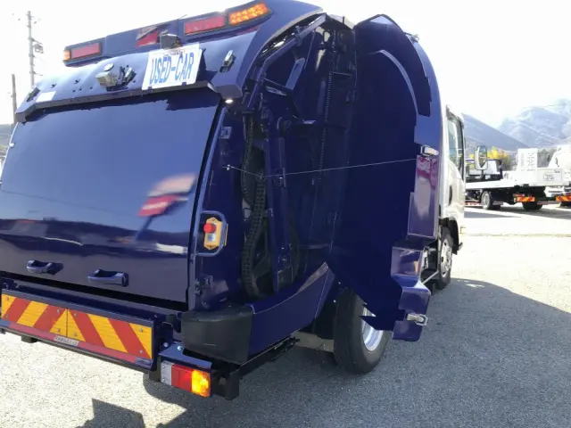 いすゞ エルフ TPG-NMR85N(2WD)の写真22