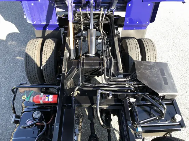 いすゞ エルフ TPG-NMR85N(2WD)の写真25