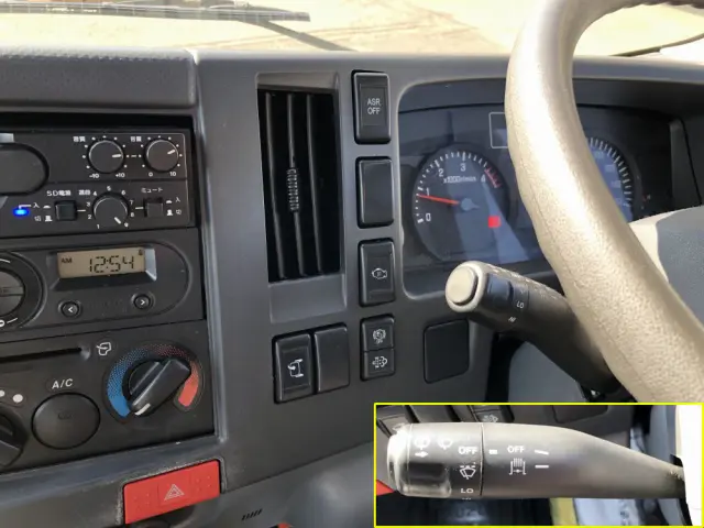 いすゞ エルフ TPG-NMR85N(2WD)の写真38