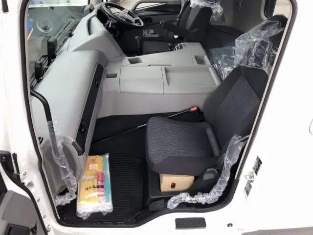 三菱 スーパーグレート 2KG-FS70HZ(8x4)の写真37