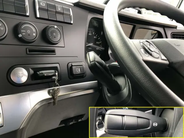 三菱 スーパーグレート 2KG-FS70HZ(8x4)の写真40