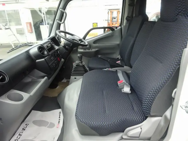 日野 デュトロ 2KG-XZU605M(2WD)の写真31