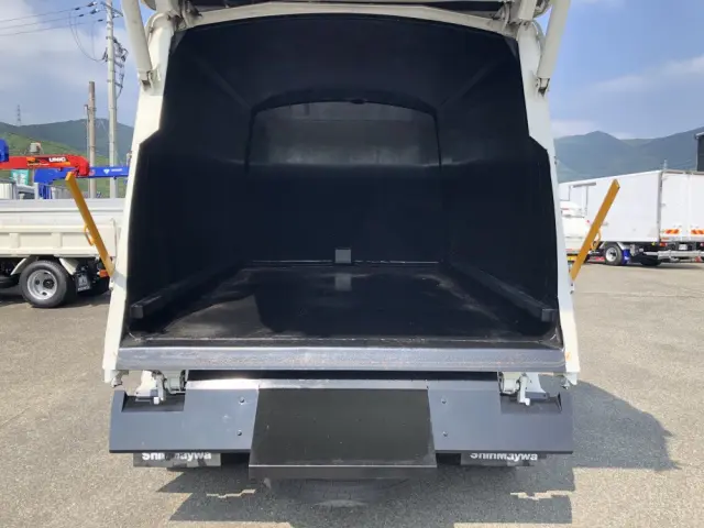 いすゞ フォワード 2PG-FRR90S2(2WD)の写真8