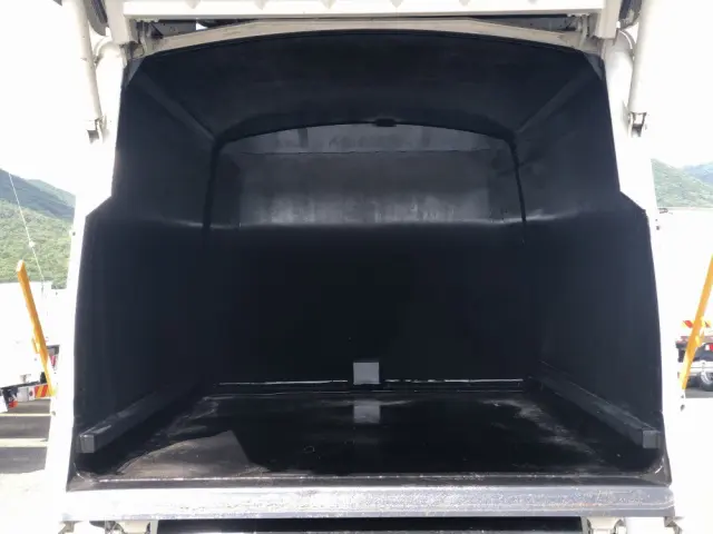 いすゞ フォワード 2PG-FRR90S2(2WD)の写真14