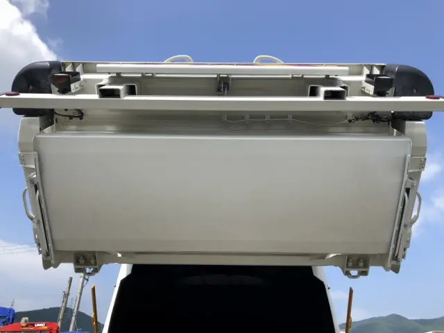いすゞ フォワード 2PG-FRR90S2(2WD)の写真30