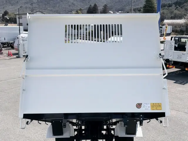 いすゞ エルフ 2RG-NKR88AT(2WD)の写真20