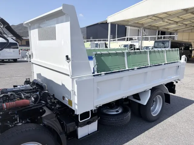 いすゞ エルフ 2RG-NKR88AT(2WD)の写真22