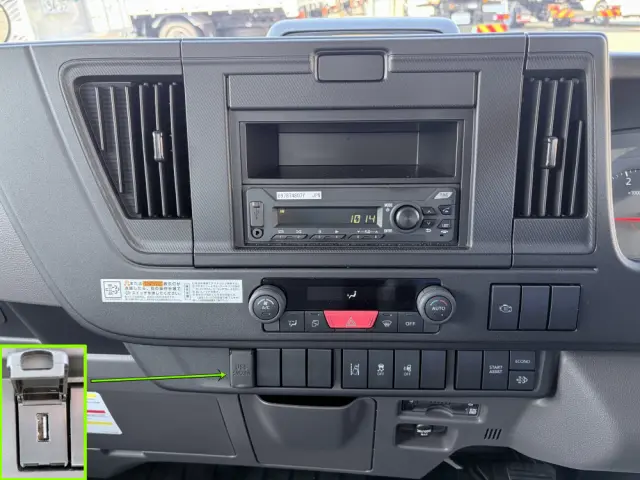 いすゞ エルフ 2RG-NKR88AT(2WD)の写真39