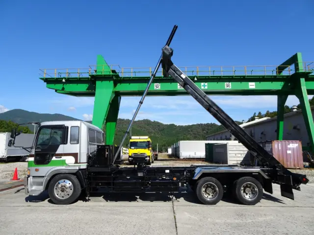 日野 プロフィア KL-FQ2PRHA(6x4)の写真12