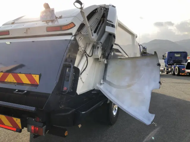 三菱 ファイター SKG-FK71F(2WD)の写真26