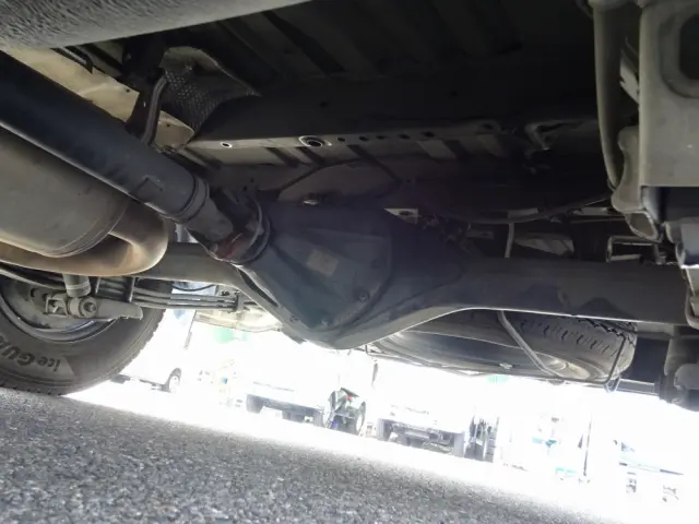 トヨタ ハイエース CBF-TRH221S(2WD)の写真33