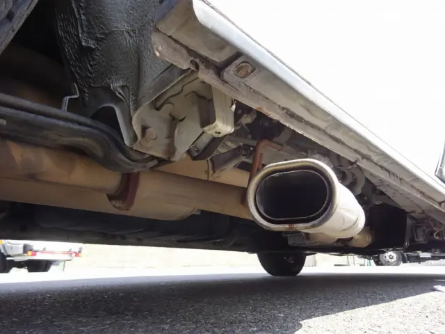 トヨタ ハイエース CBF-TRH221S(2WD)の写真34