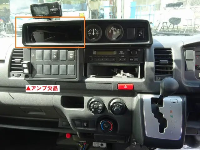トヨタ ハイエース CBF-TRH221S(2WD)の写真36