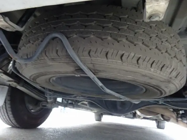 トヨタ ハイエース CBF-TRH221S(2WD)の写真48