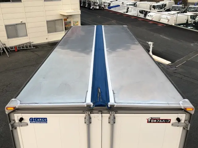 いすゞ フォワード 2RG-FRR90S2(2WD)の写真27