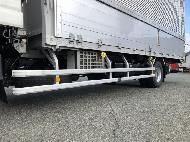 いすゞ フォワード 2RG-FRR90S2(2WD)の写真29