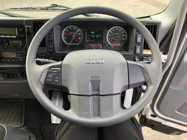 いすゞ フォワード 2RG-FRR90S2(2WD)の写真34