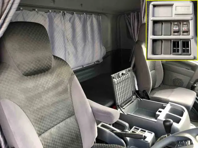 いすゞ フォワード 2RG-FRR90S2(2WD)の写真41