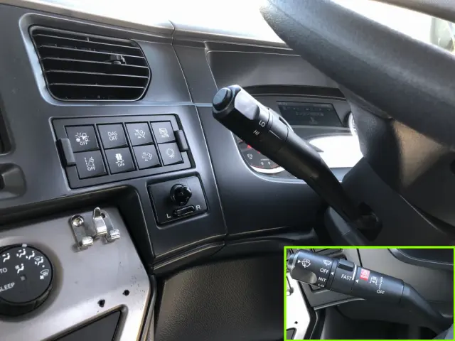 UD クオン 2PG-GK5AAB(2WD)の写真35