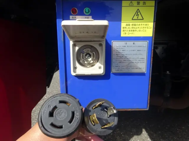 三菱 キャンター 2RG-FEB50(2WD)の写真11