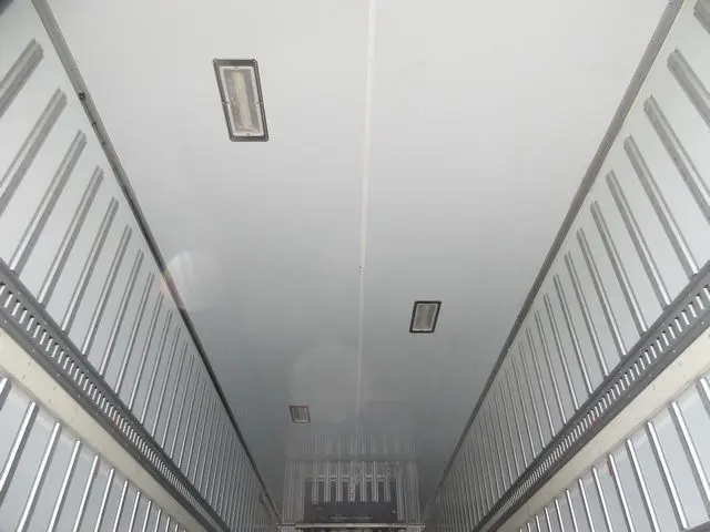 日野 プロフィア LKG-FR1EXBG(6x2)の写真14
