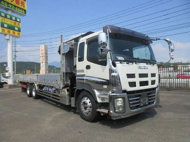 いすゞ ギガ QKG-CYZ77A(6x4)の写真3