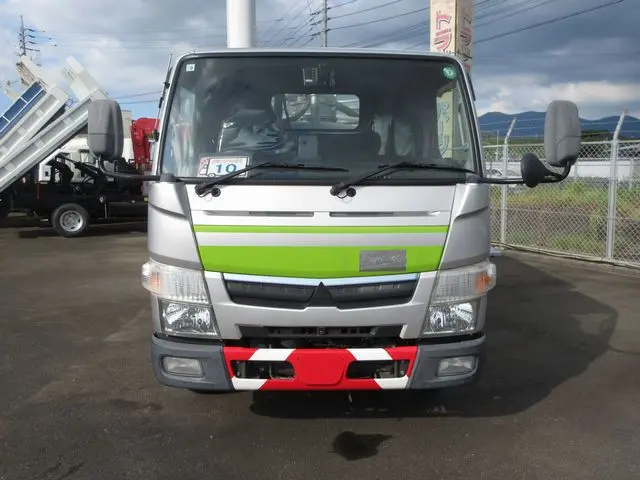 三菱 キャンター TPG-FEA50(2WD)の写真4